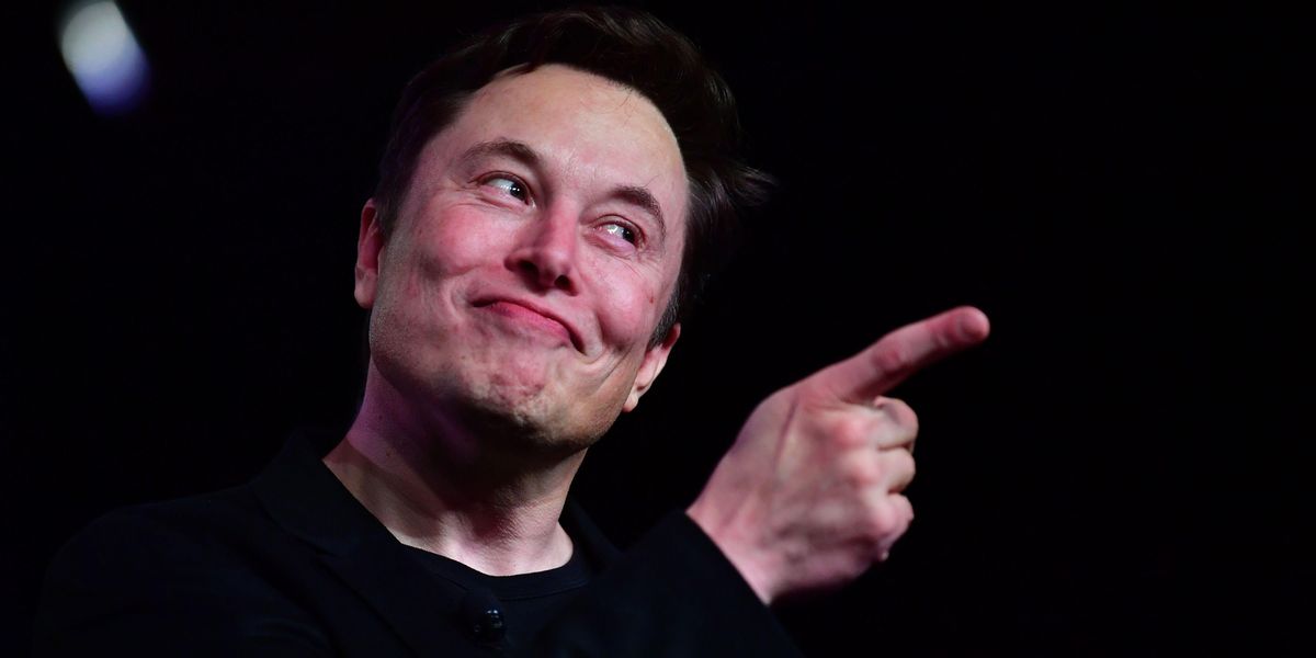 Elon Musk Is Beefing With a 19-Year-Old