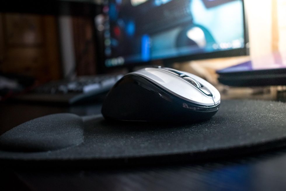 6 Superb Benefits of Using Mouse Pad with Wrist Rest