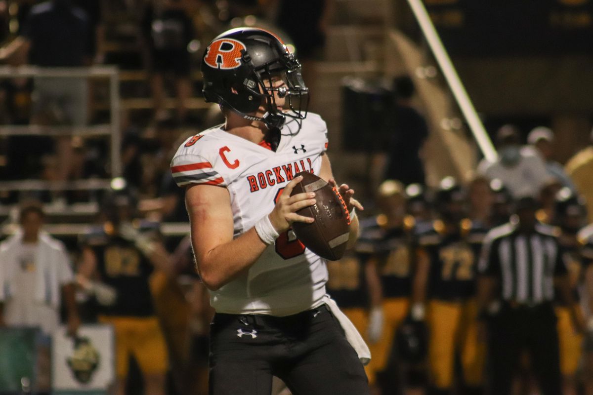 VYPE DFW Public School Quarterback of the Year Fan Poll presented by Academy Sports + Outdoors