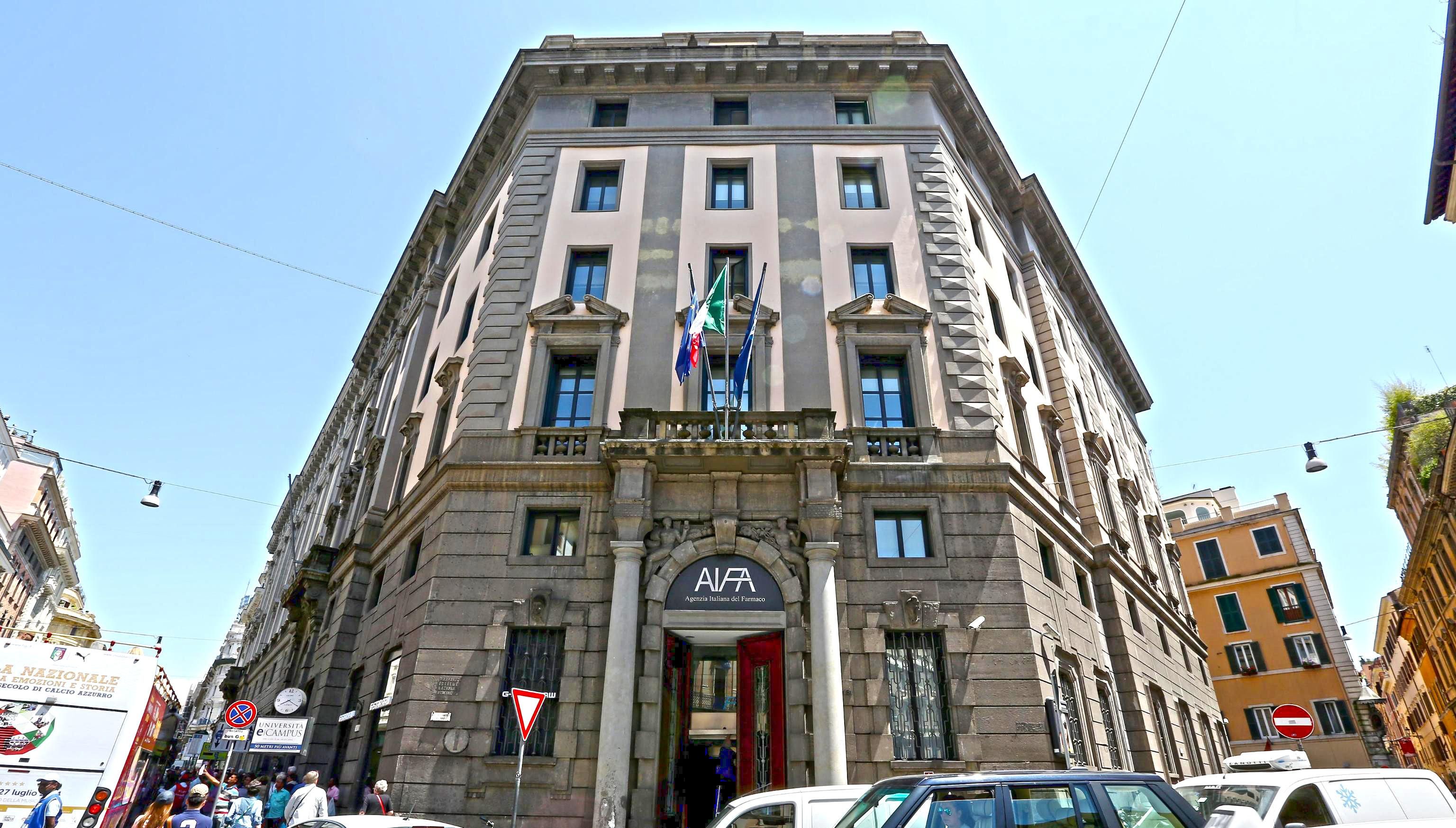 Dopo quattro mesi non c’è traccia del report Aifa sugli effetti avversi