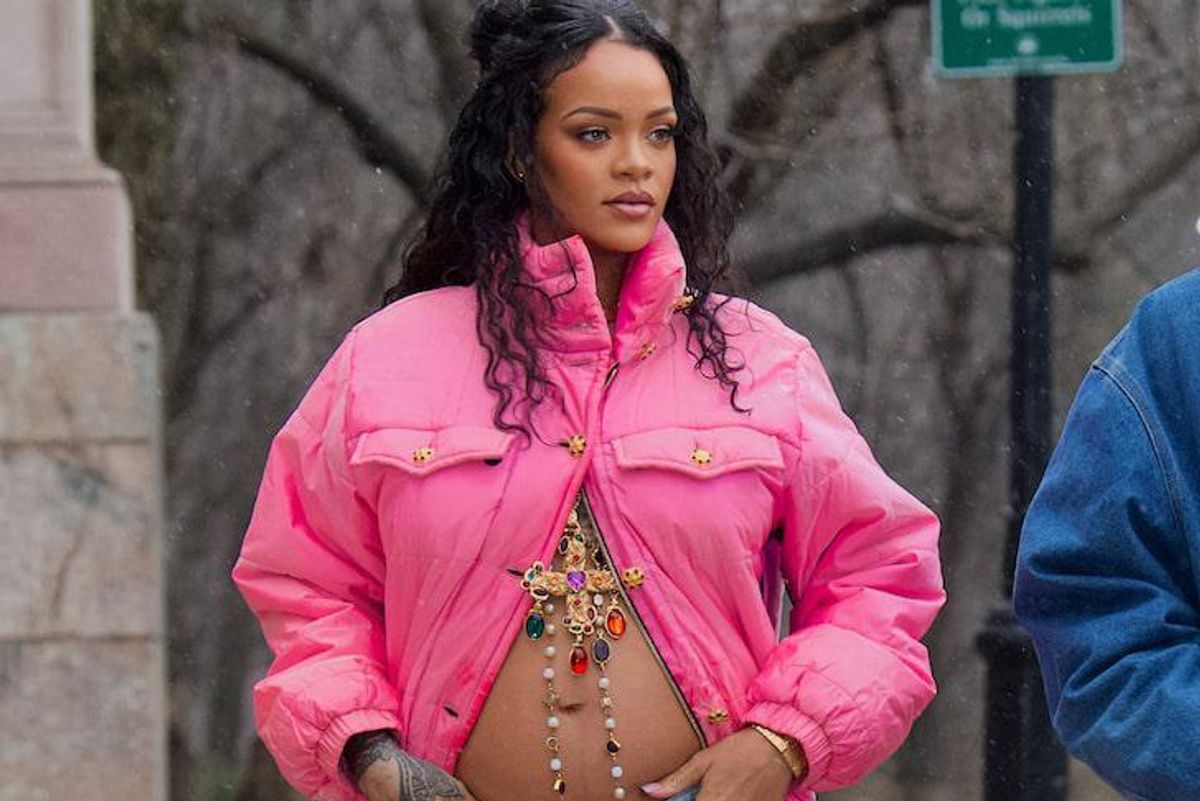 Rihanna Baby Bump