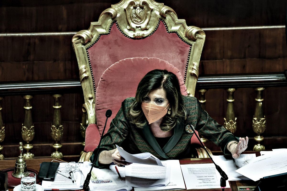 I 60 voti segreti sfuggiti alla destra. La storia di come si è arrivati al «bis»