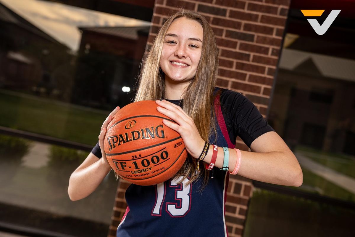 Spencer, Tompkins top Seven Lakes to knot up 1st in 19-6A