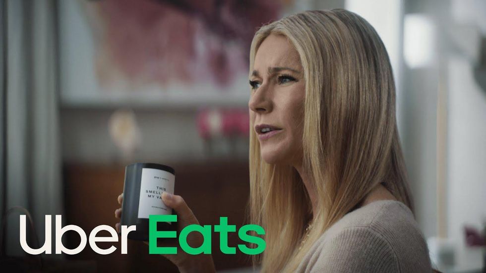 gwyneth paltrow spotted between takes while filming an uber eats commercial  in los angeles-110122_2