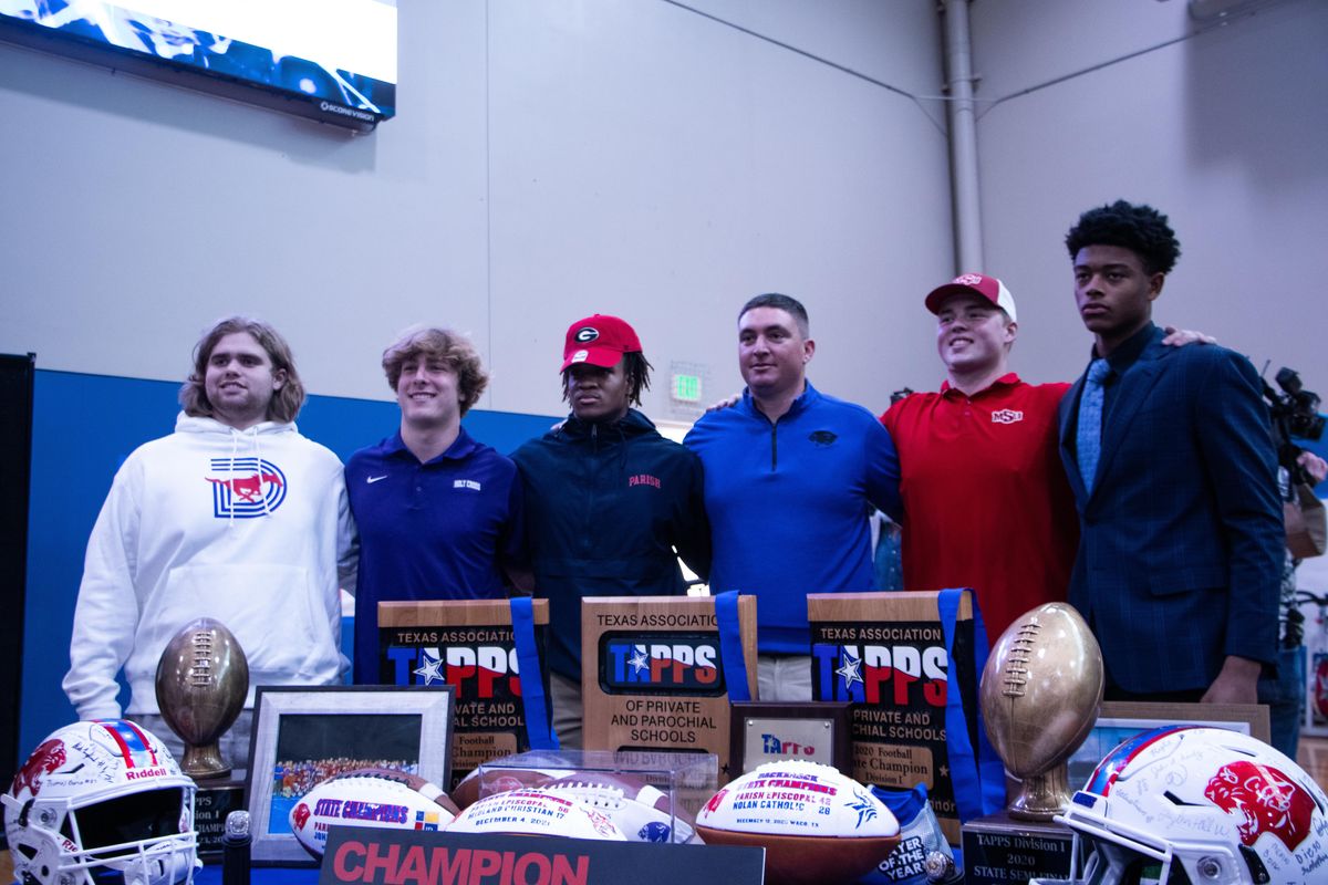 Parish Episcopal athletes sign to play college sports on National Signing Day