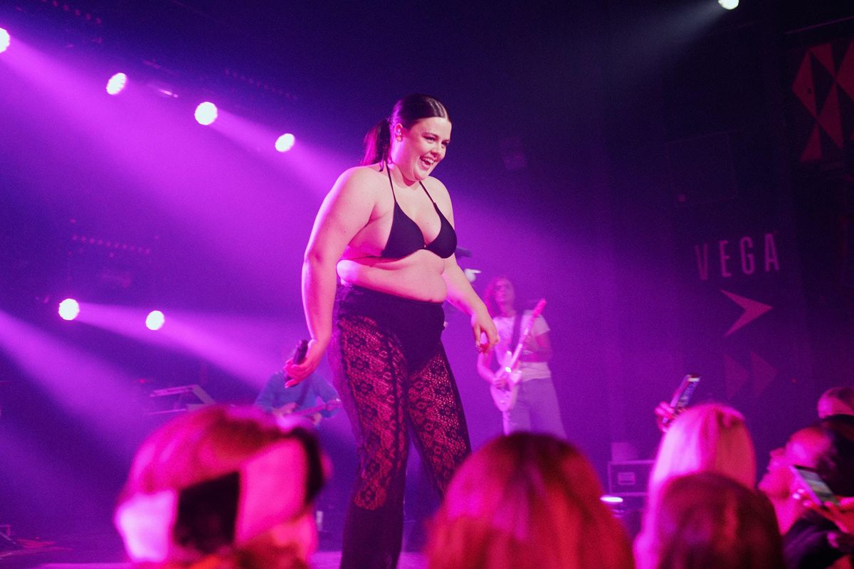 Interpretatie lineair Middel Danish Pop Star Jada Performs for Ganni's Copenhagen Show - PAPER Magazine Interpretatie lineair Middel Danish Pop Star Jada Performs for Ganni's Copenhagen Show - PAPER Magazine