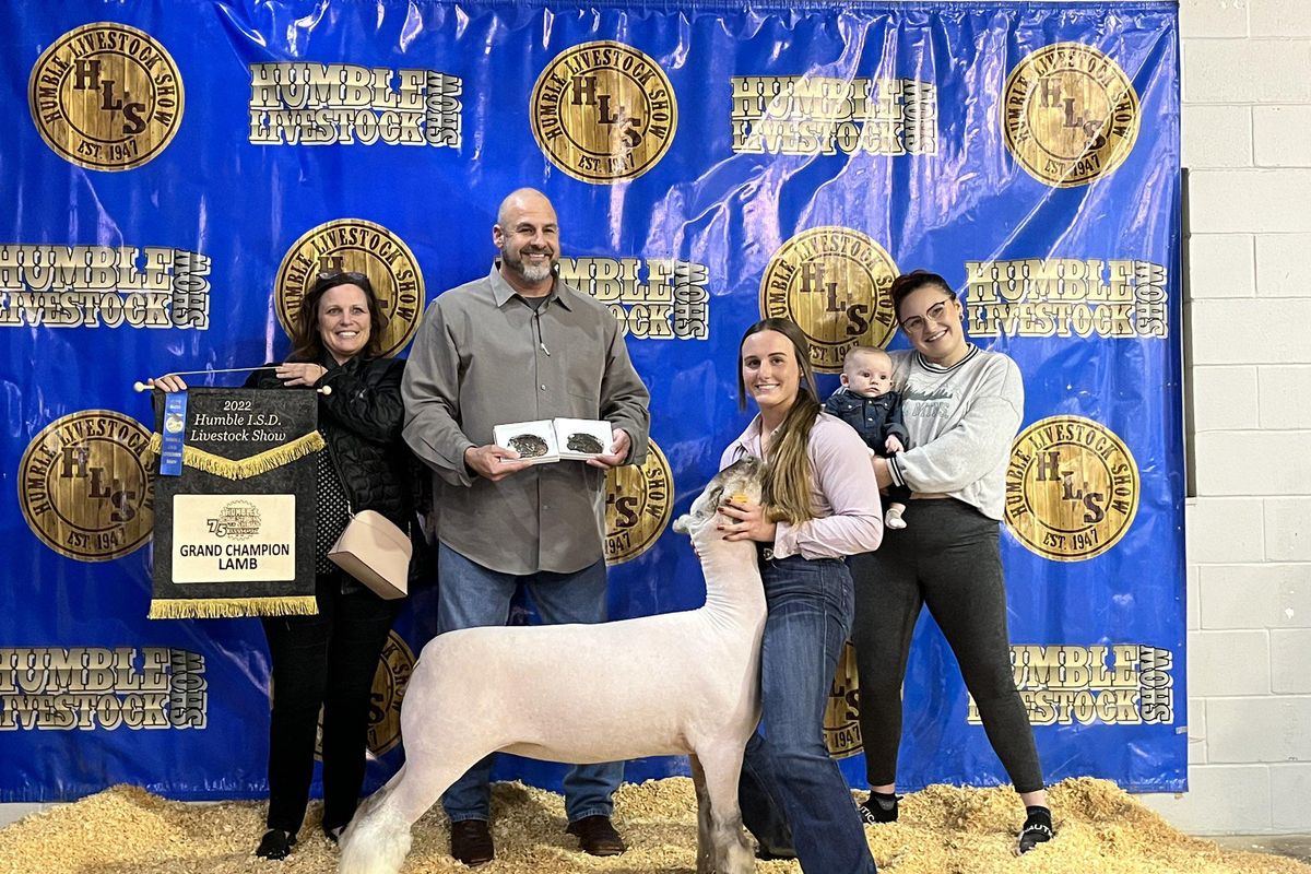 "On Cloud 9": Kingwood's Martinez signs with LA Tech softball, wins Grand Championship with her Lamb