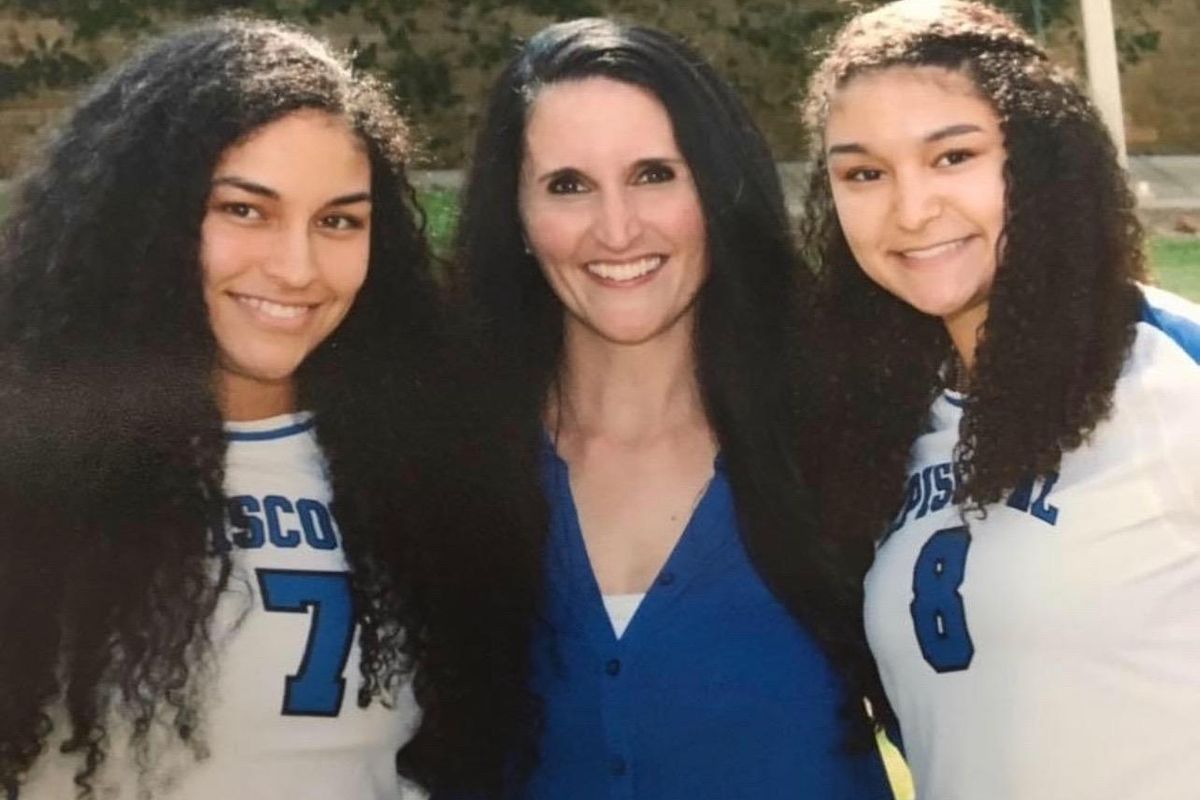 "Bittersweet Feeling": Amanda Watts exits Episcopal volleyball after decade, two SPC titles