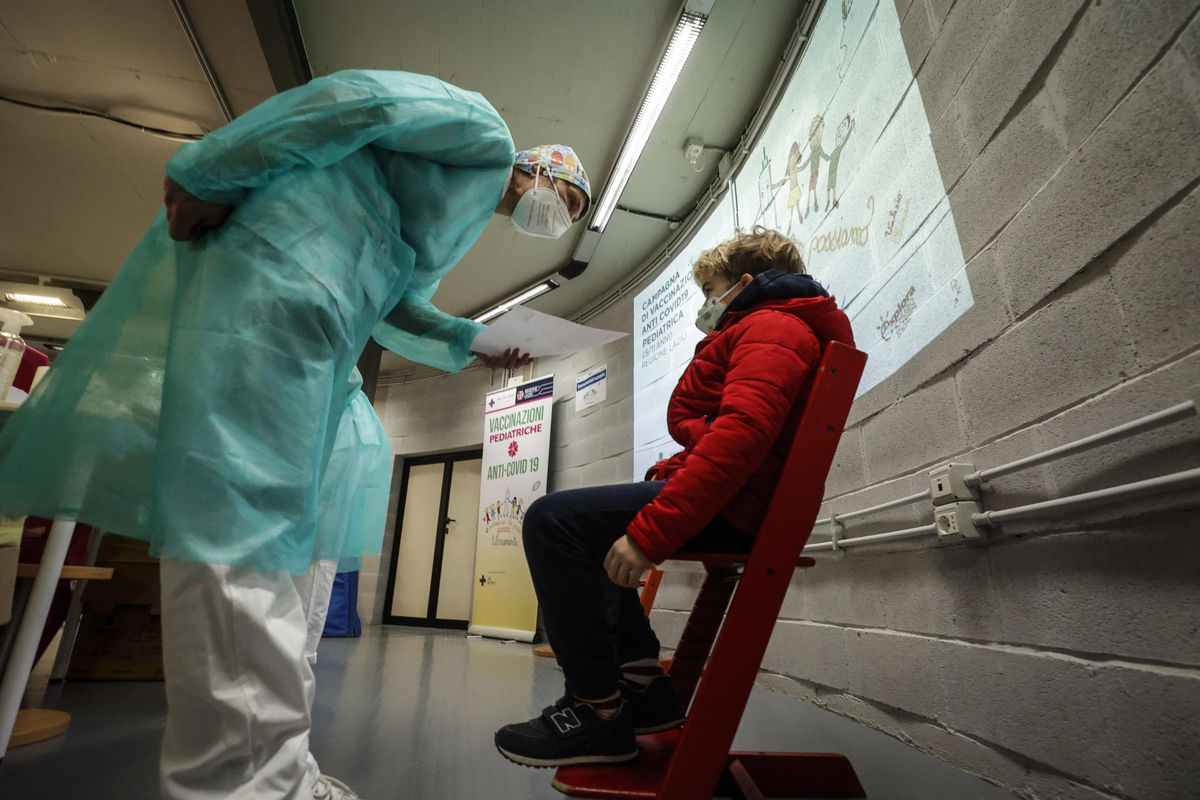 Usano i bimbi per coprire le falle della sanità