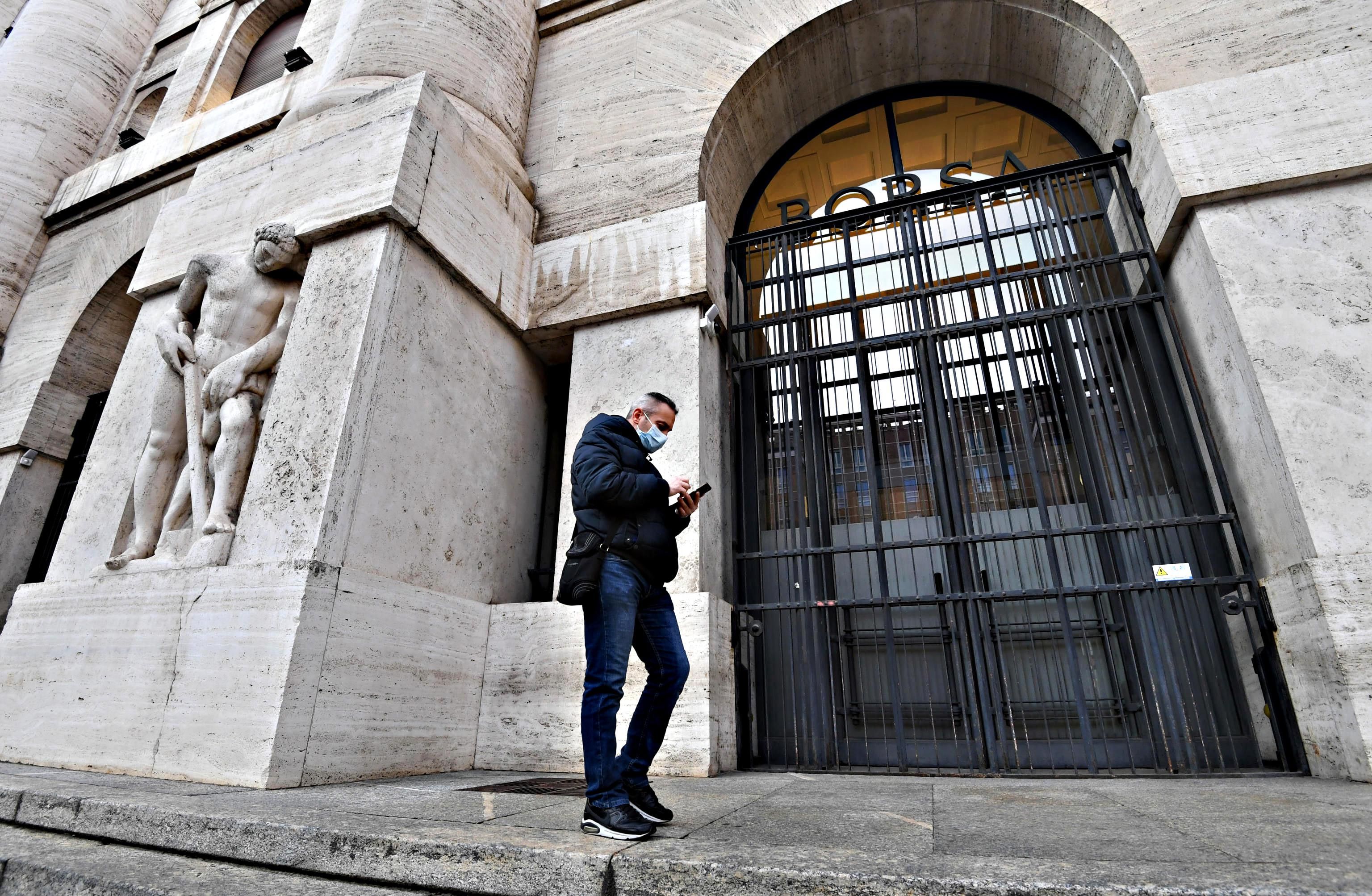 Un altro addio fra i vertici di Borsa. Per la successione francesi favoriti