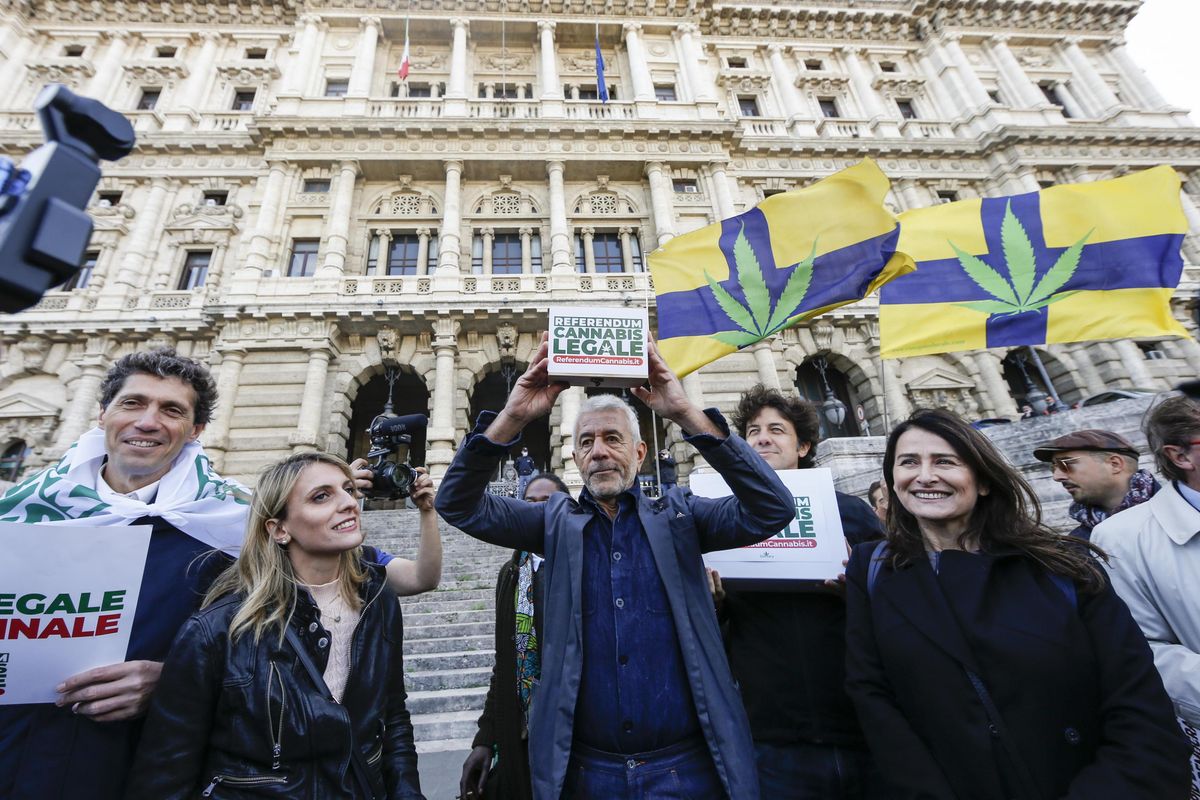 La Consulta decide il nostro futuro sull’eutanasia, la giustizia e la droga