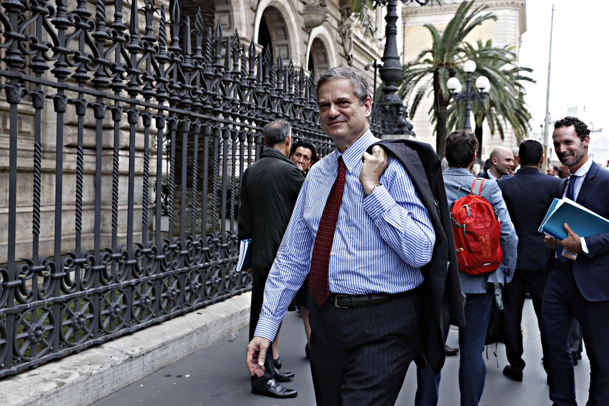 A due giorni dal commissariamento niente accordo sul vertice in Serie A