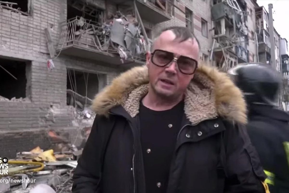 Ukraine Fights To Survive, And Two GOP Dipsh*ts Want To Withhold Aid Until Biden Abolishes Mexico