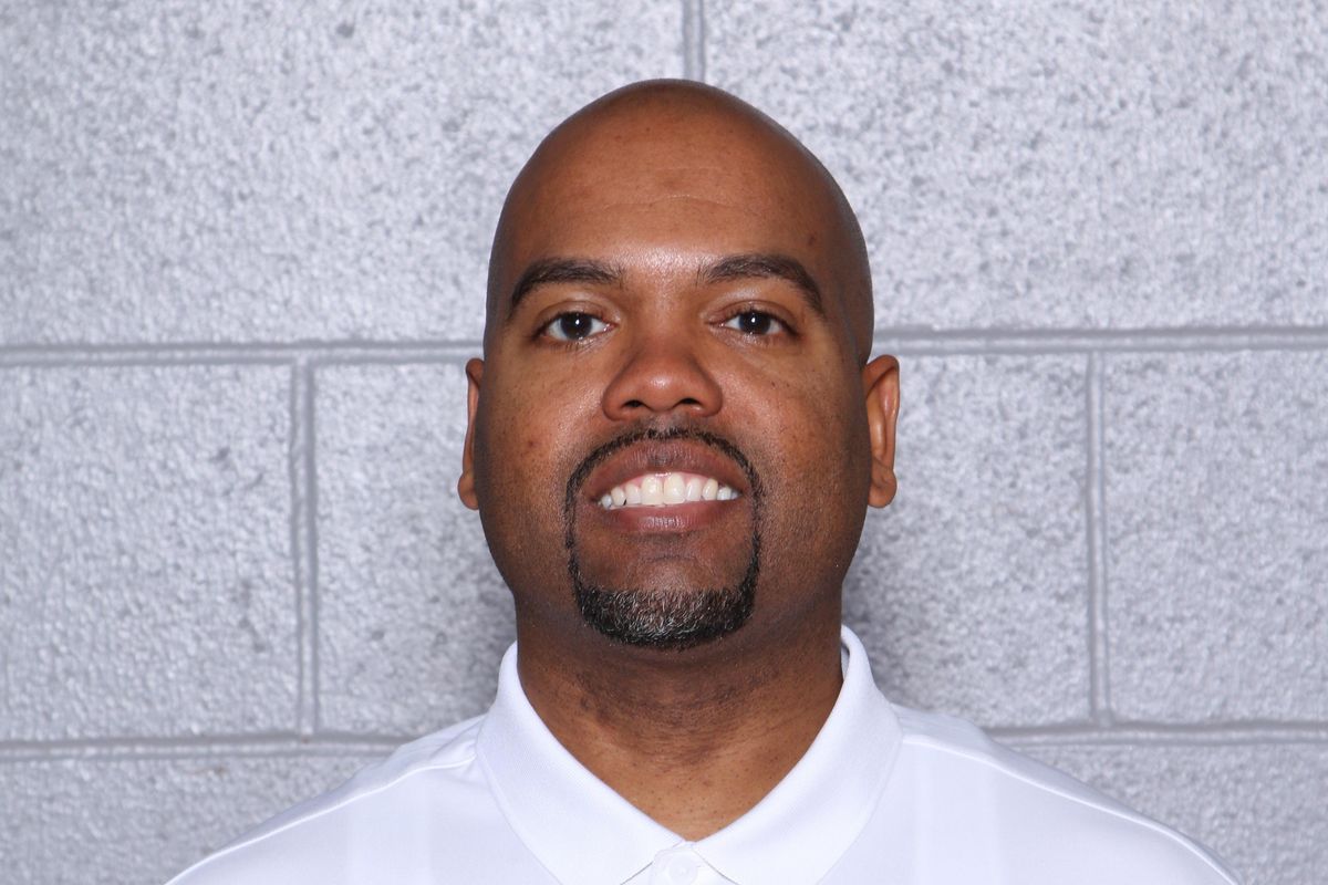 ARS Coach of the Week: Tarence Davis of Tomball Memorial Girls Basketball