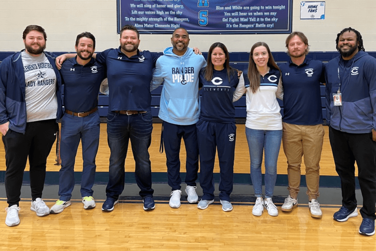 Hometown Heroes: FBISD alumni return to coach within district