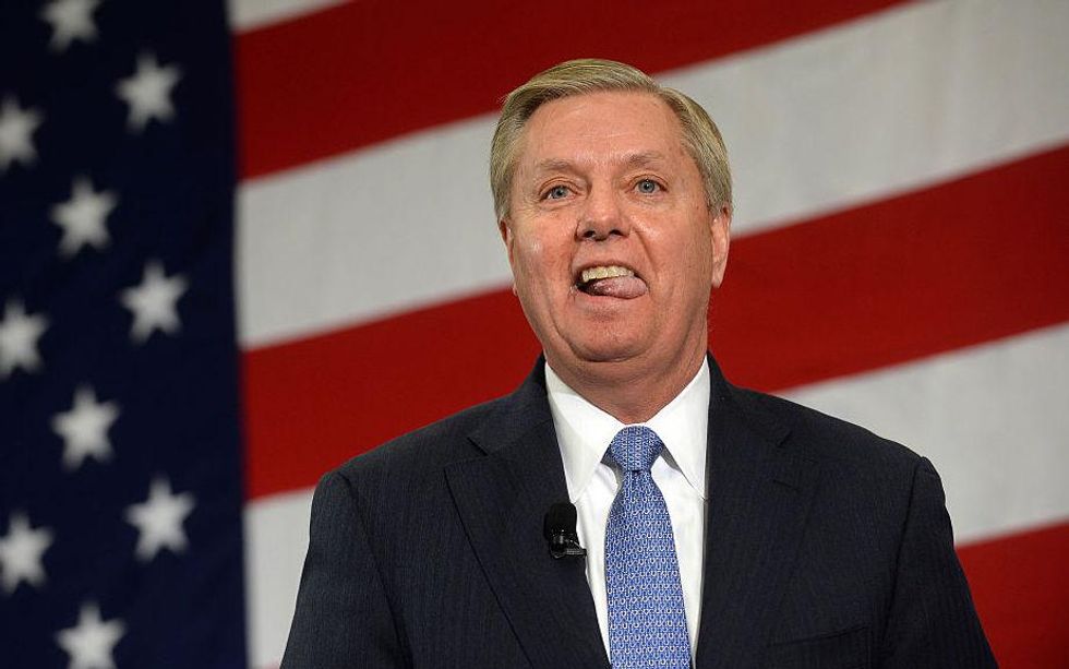 Lindsey Graham universally blasted after calling for Vladimir Putins assassination Seriously wtf