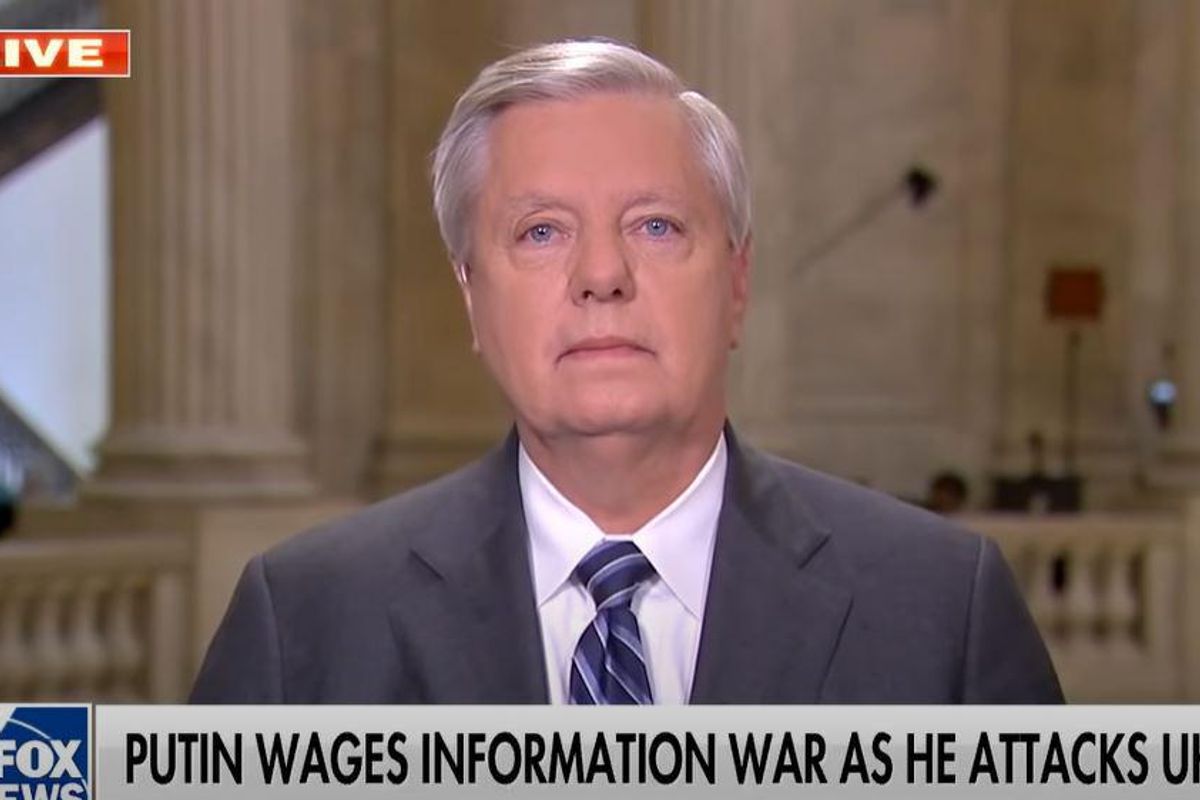 Ted Cruz Takes Moral High Ground From Lindsey Graham, What Even Is Happening