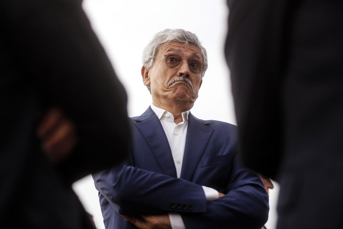 «Documenti contraffatti dai soci di D’Alema»