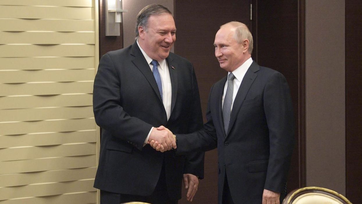 As Crisis Unfolds, Disloyal Mike Pompeo Sucks Up To Putin And Insults Biden