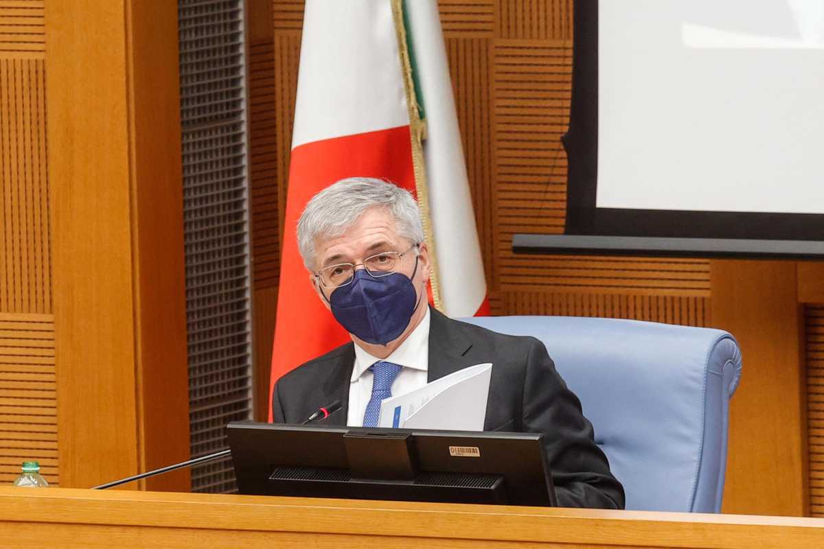 Si serra sull’Italia la morsa del Mes. Ultimo appello per Lega e M5s