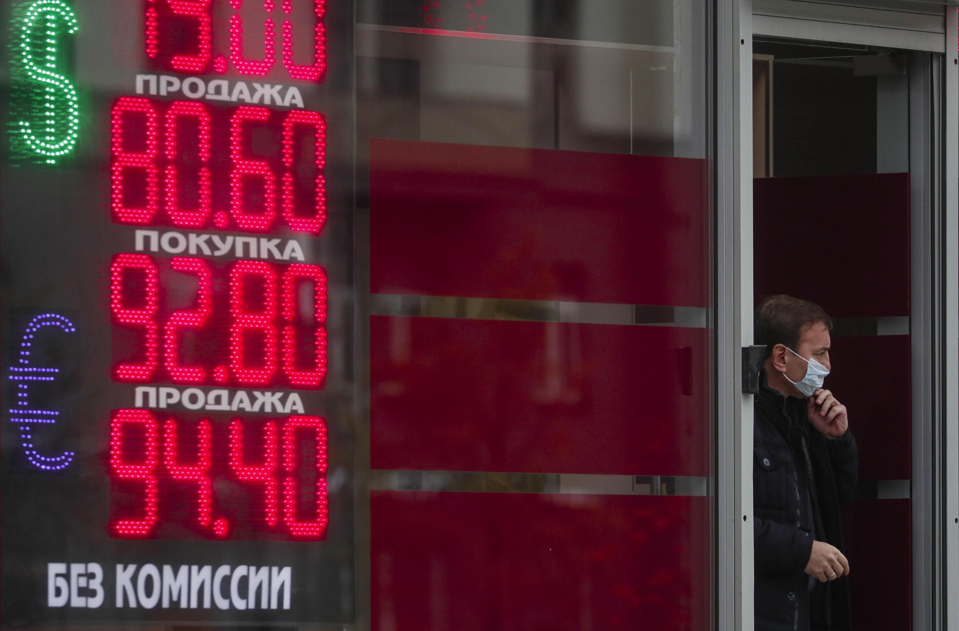 Guerra a Kiev, gas e alluminio alle stelle