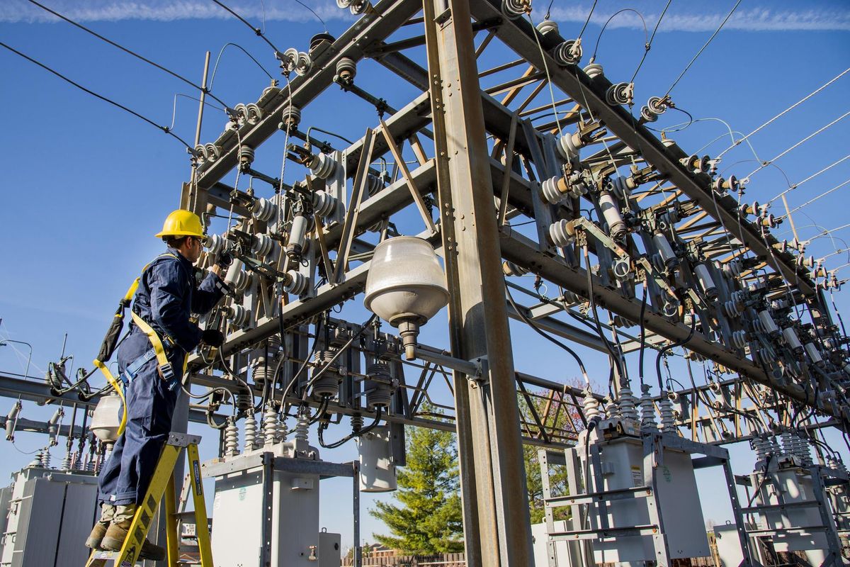 Neo-Nazi Plan To Destroy US Power Grid Foiled By Lost Phone
