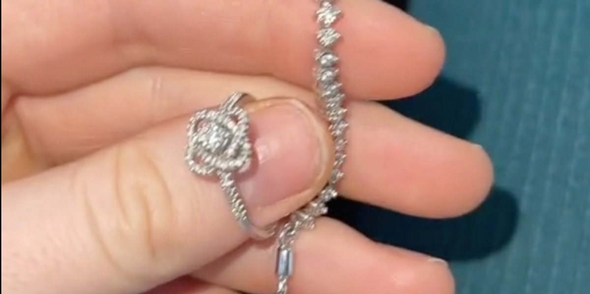 TikToker Tries To Sell Promise Ring From Her Ex To Jeweler Only To Find Out It's Actually A Fake