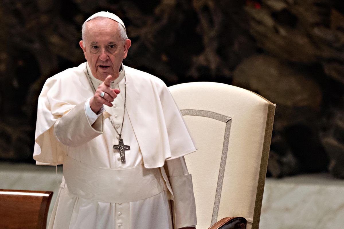 L’ultima chance dell’Occidente: il Papa mediatore. «Fermate le bombe»