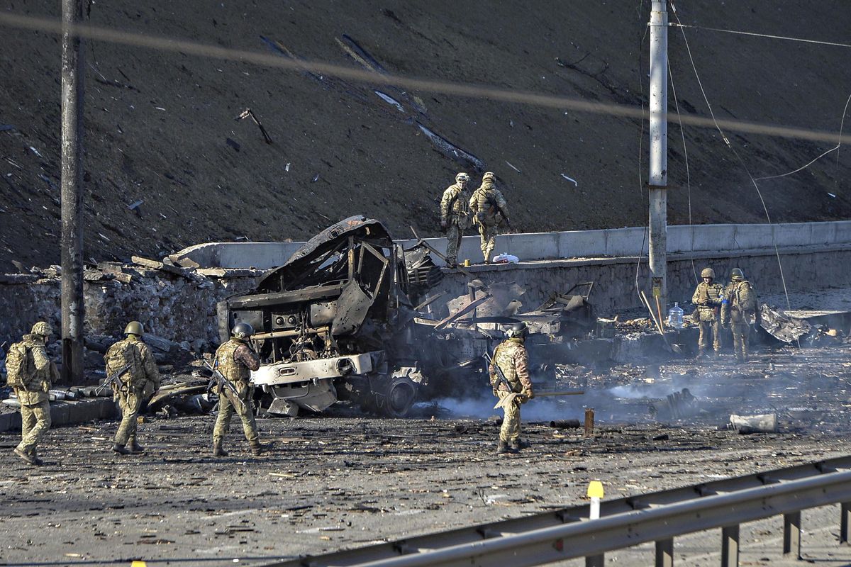 Le forze russe alle porte di Kiev. Per Mosca c’è l’incubo guerriglia