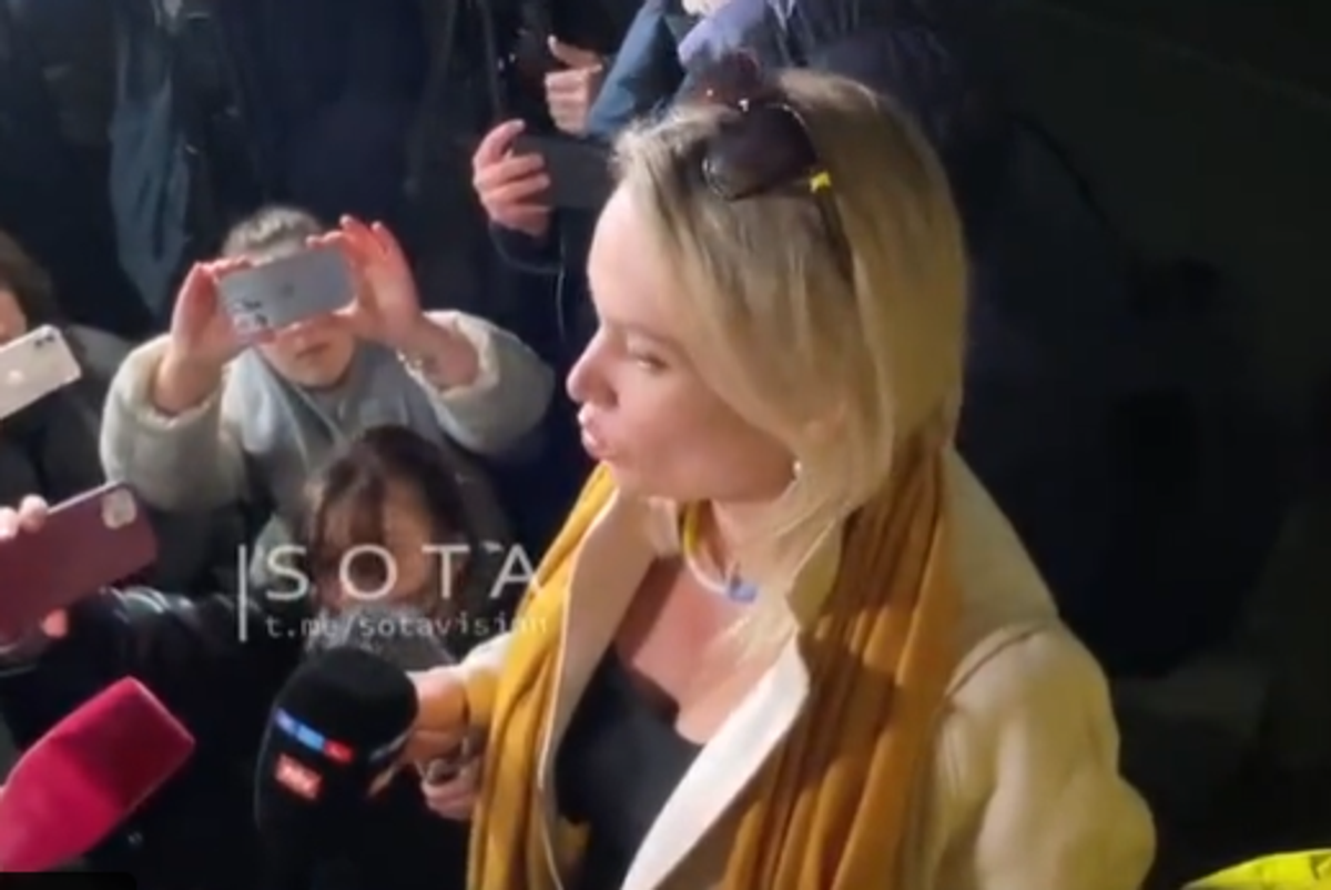 Turns Out All Russian Journalists Know They're Lying About Ukraine War