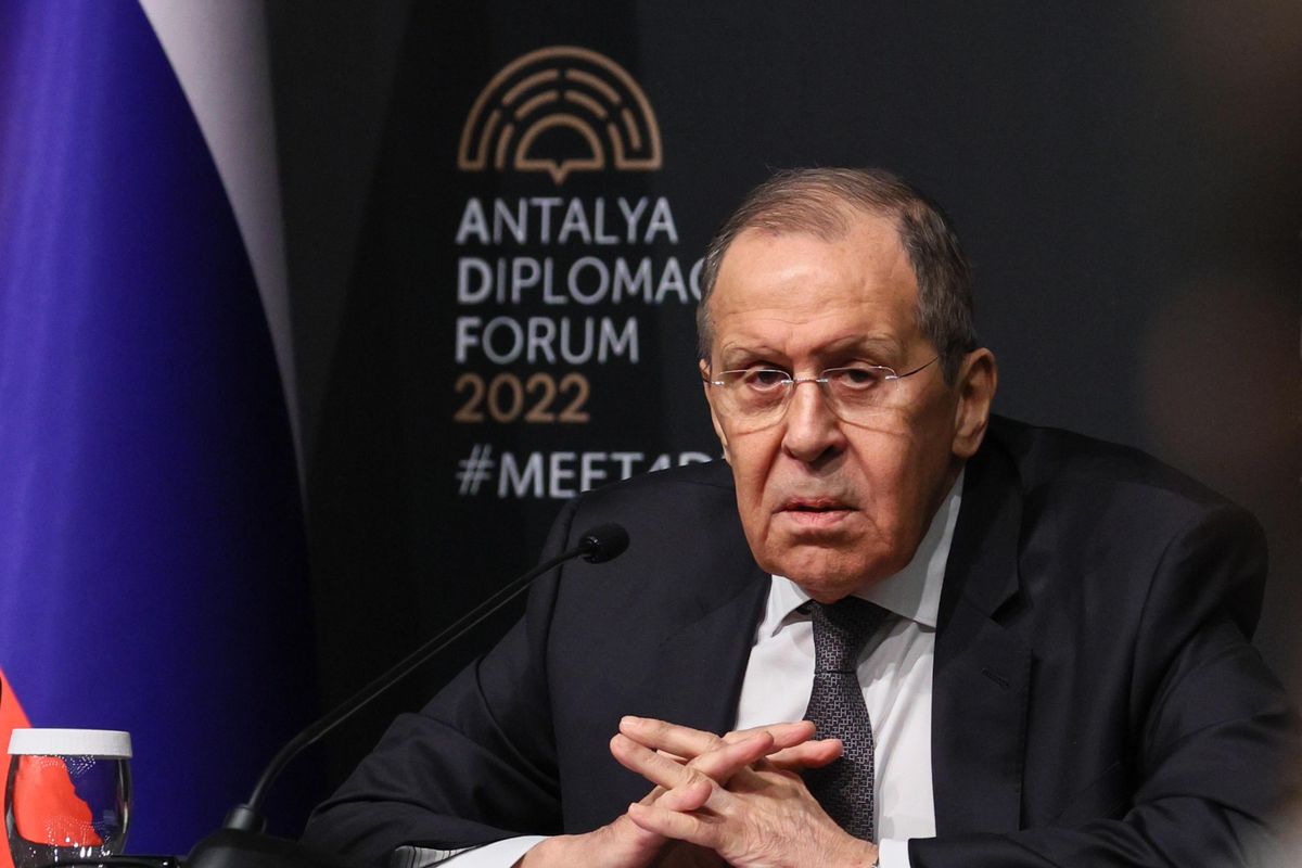 Il piano di pace ha la sua prima bozza. Sul piatto cessate il fuoco e neutralità