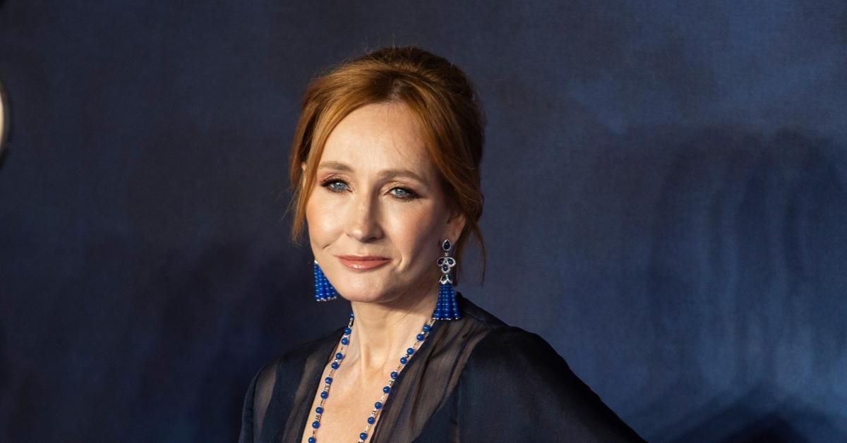 JK Rowling Blasted After Trying Speak On Behalf Of Lesbians In Defense Of Her Transphobic Views