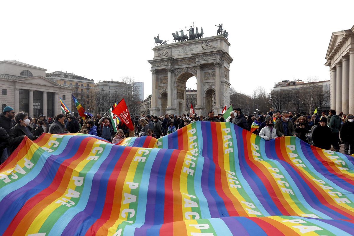 Fragili e smidollati, hanno subappaltato la lotta alla paura