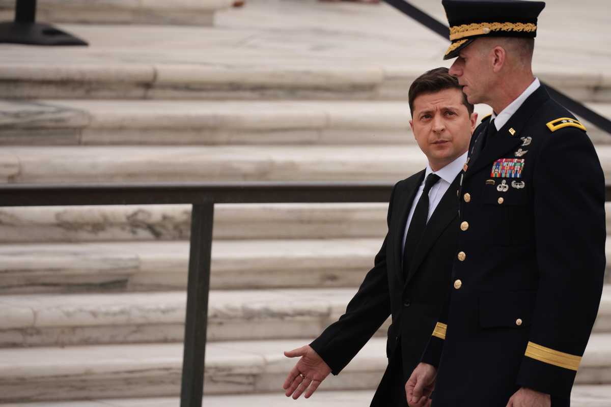 Dagli Usa soldi, armi e addestratori. Così Kiev tiene testa all’invasore