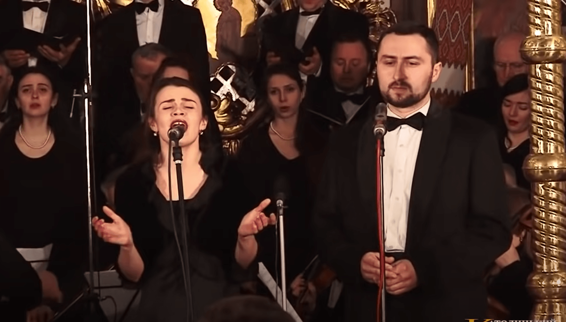 #EndorseThis: Sung In Ukrainian, Leonard Cohen's 'Hallelujah' Sends A New Message