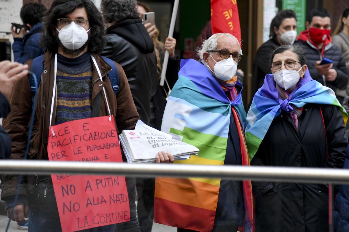 Per stare dalla «parte giusta» la sinistra finisce in pezzi