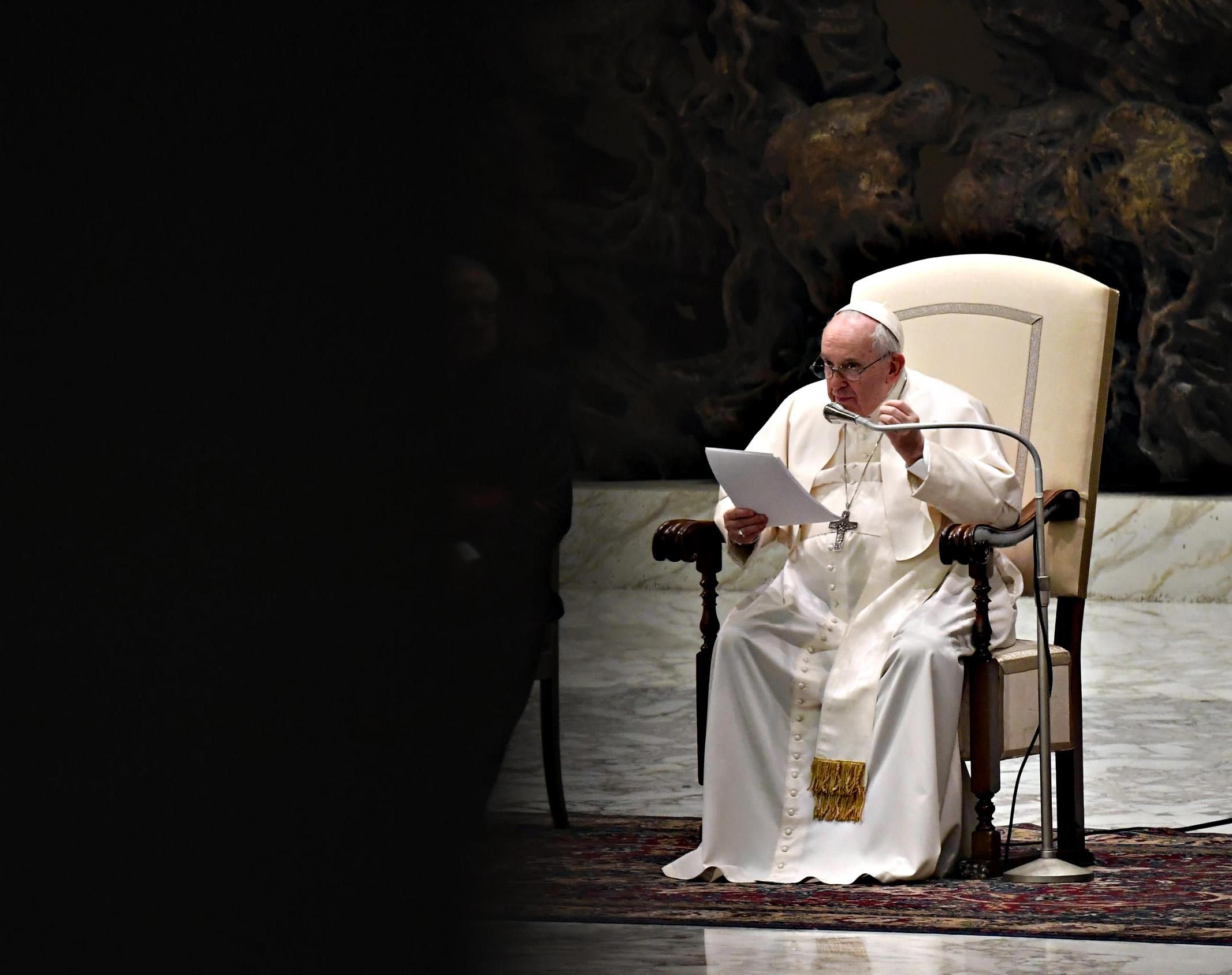 Il Papa adesso fa sul serio e Zelensky cambia registro