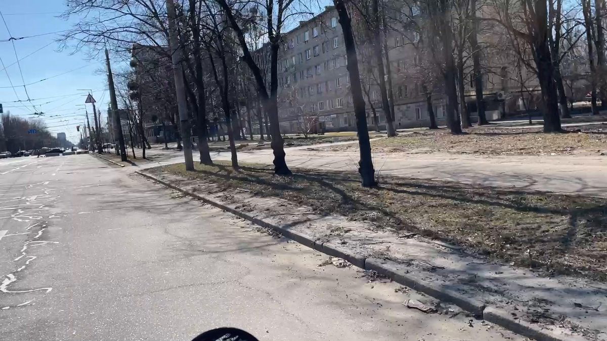 Reportage da Kiev. Il racconto di un paramedico che non è riuscito a salvare un compagno da un missile