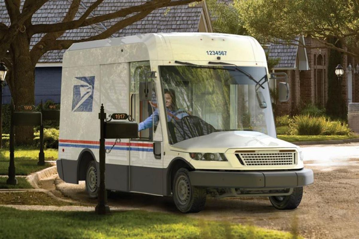 US Postal Service To Go Electric, Like Dylan At Newport