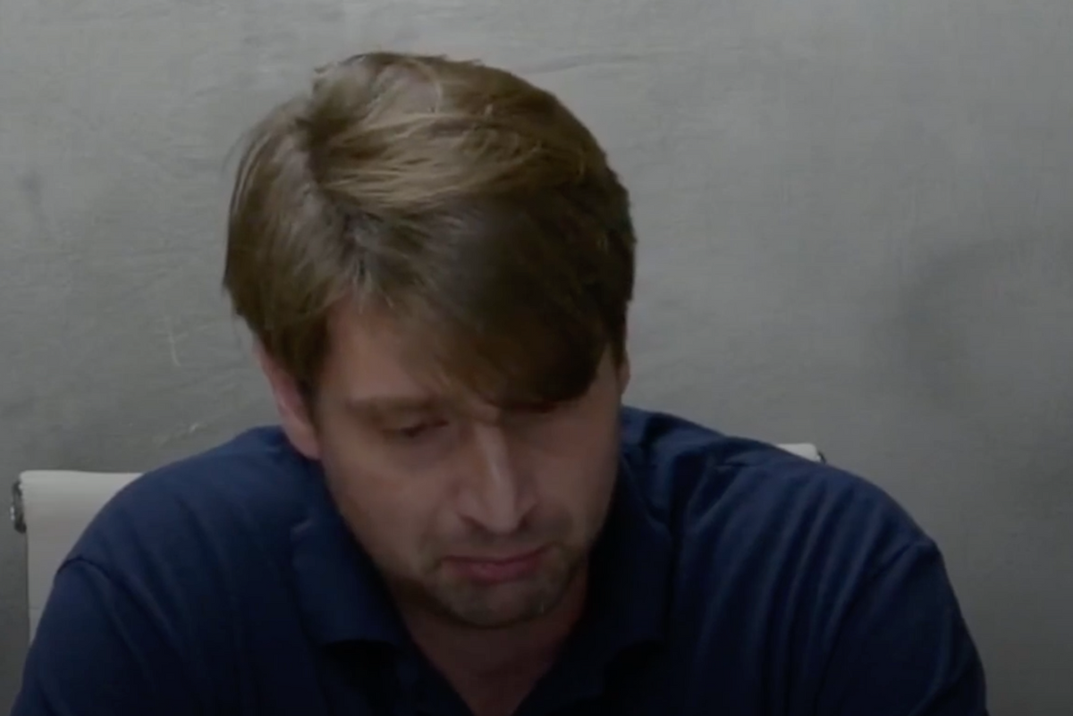 Non-Alex-Jones Infowars Editor Super Sorry He Accused Random Guy Of Parkland Shootings