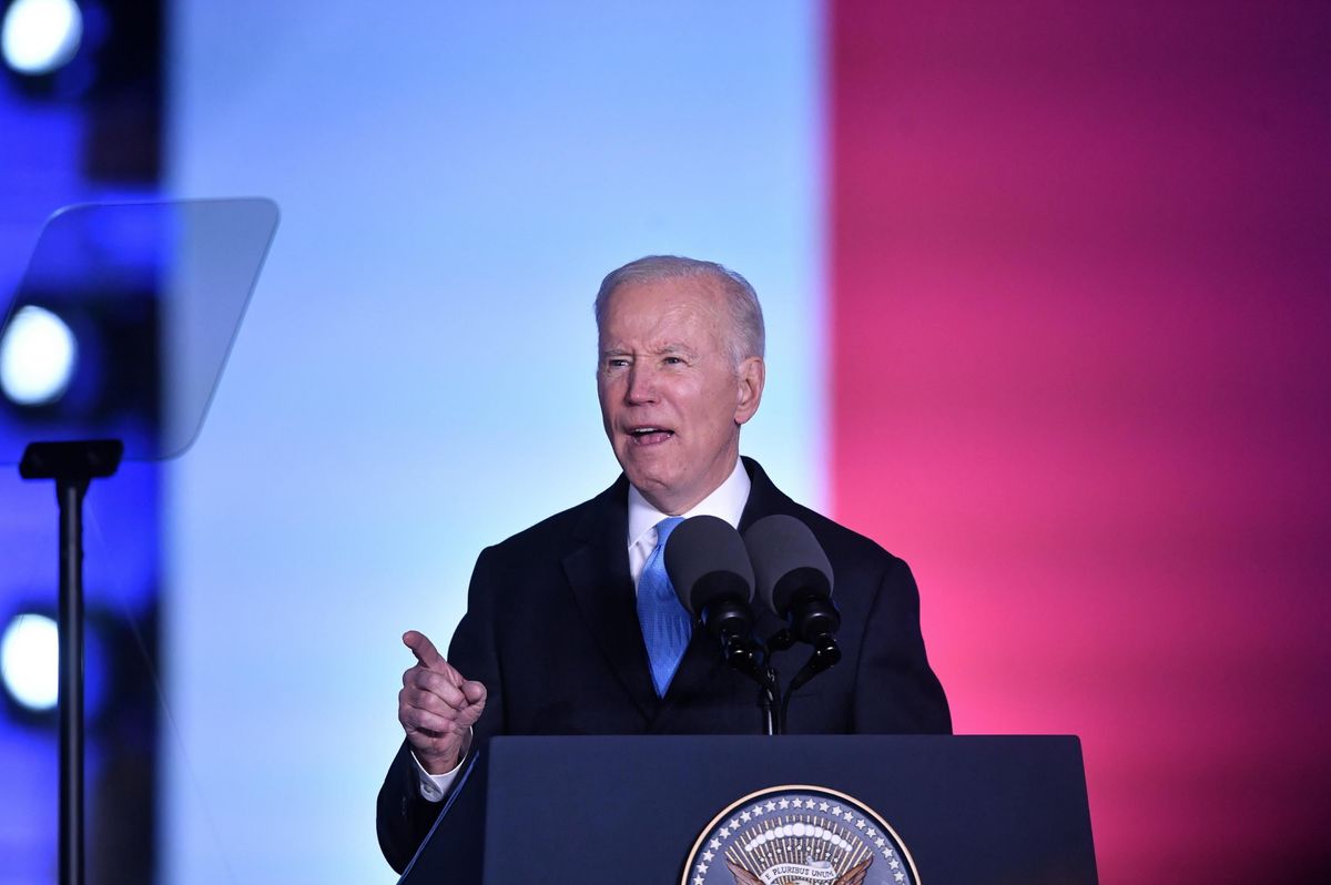 Lo zar dà una scadenza alla guerra ma Biden cerca la rissa: «Macellaio»