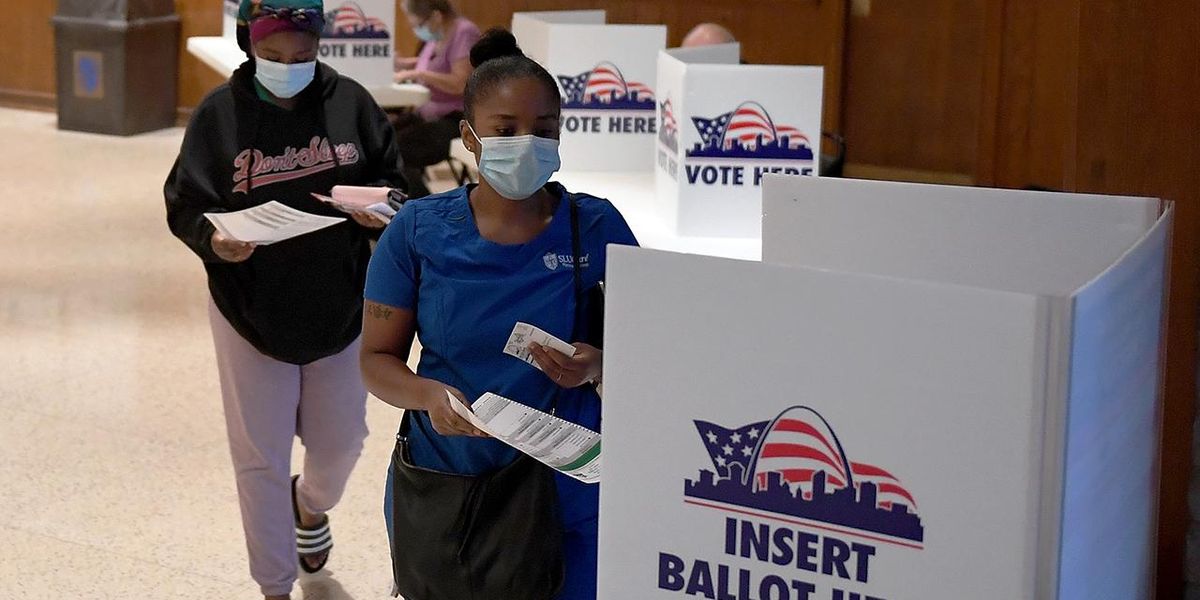 Billionaire Recruits Trumpists To Fake  'Voter Fraud' Claims - Vimarsana News