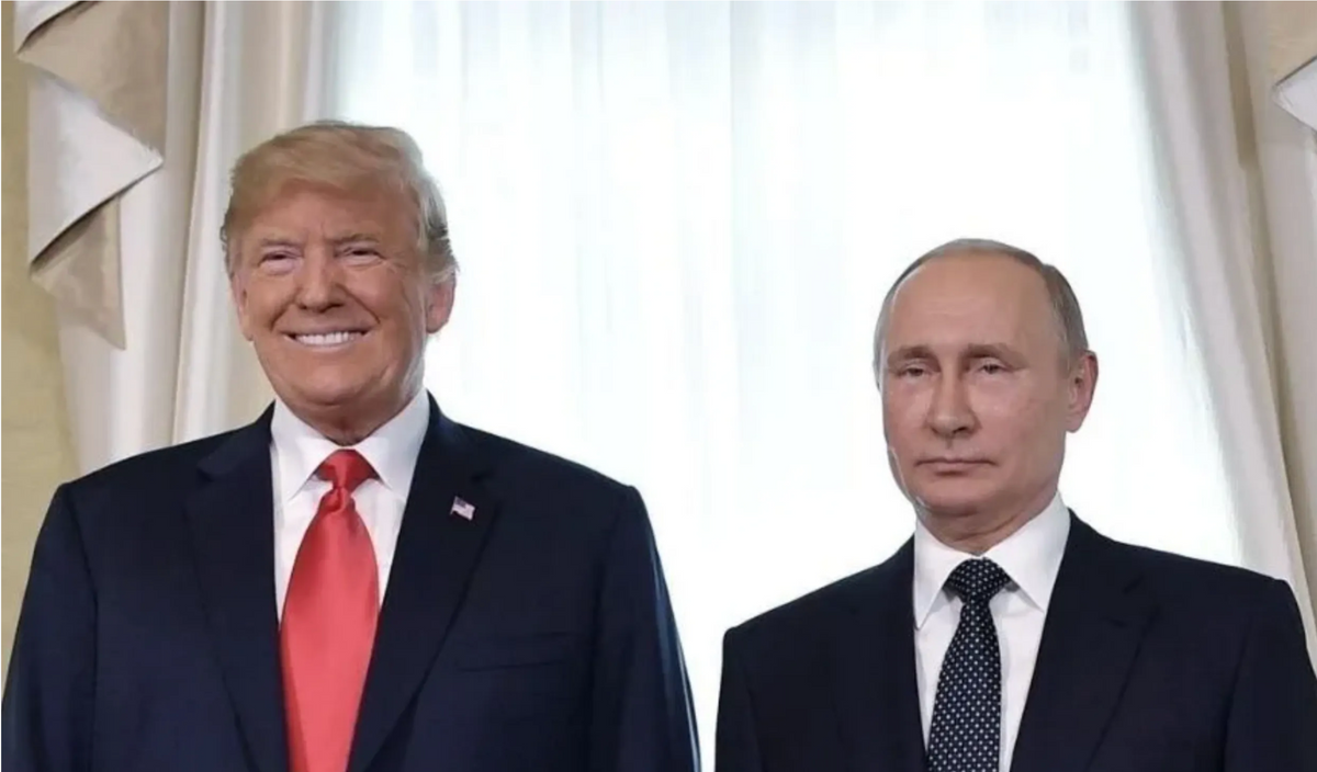 Trump's Fawning Letters to Vladimir Putin Re-Emerge After Ukraine Invasion—and Now It's Awkward