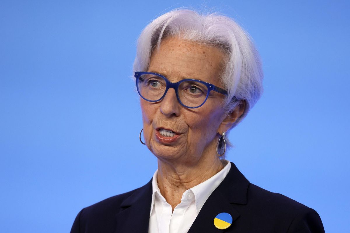 La Bce prende tempo invece di intervenire