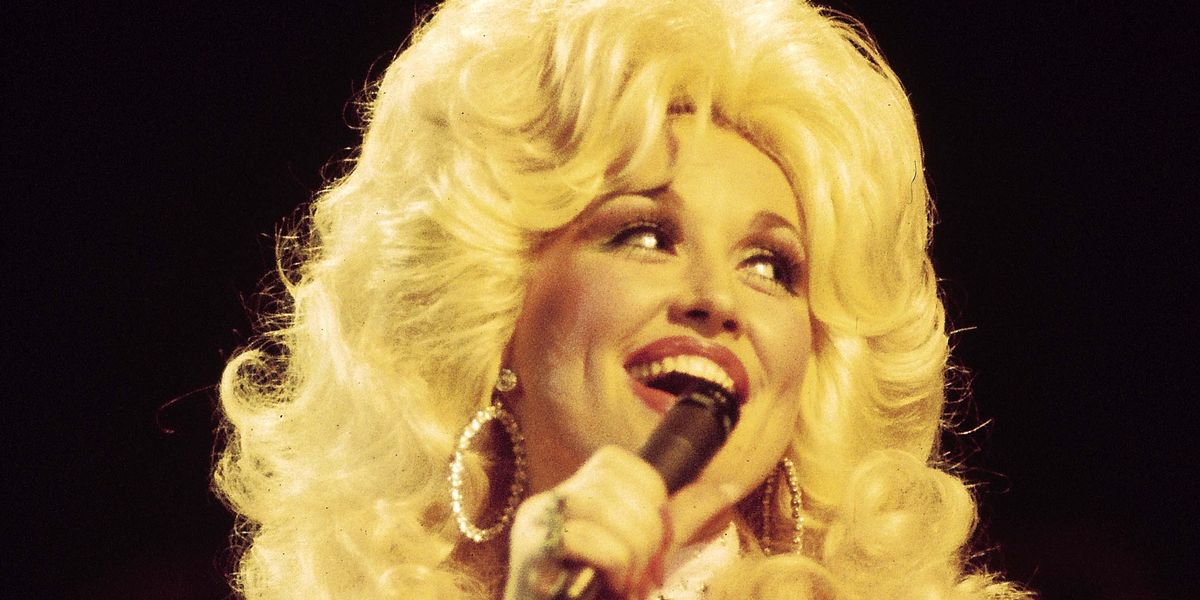 Dolly Parton Doesn't Think She's Rock & Roll Enough for Hall of Fame