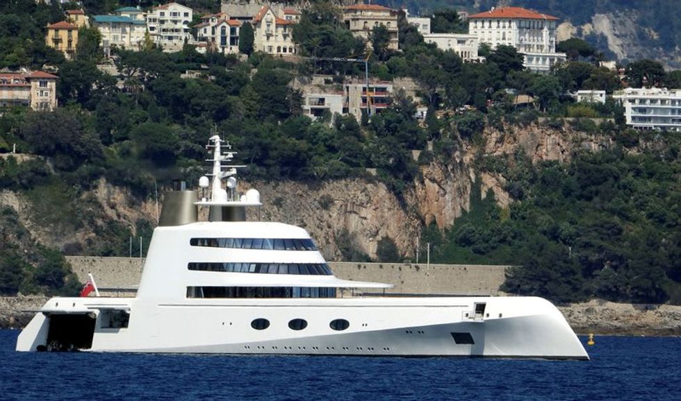 Maldives Shelters Sanctioned Russian Billionaires' Yachts On Atolls