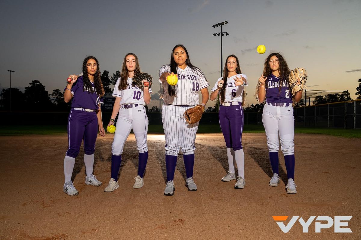 RISE, REPEAT: Hurricanes Vying For Back-To-Back District Titles