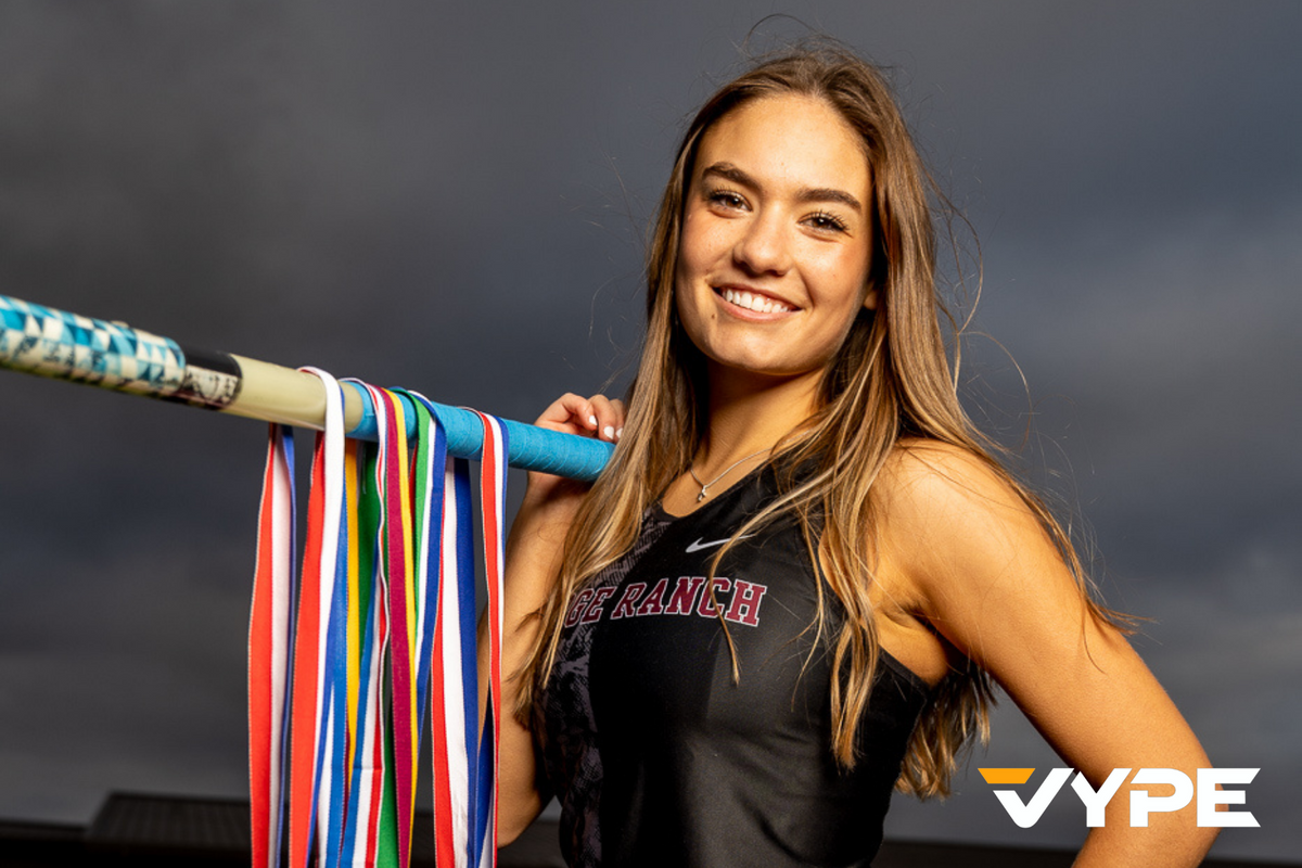 CLEARING NEW HEIGHTS: Longhorns' Reeves Vaults Her Way Into History