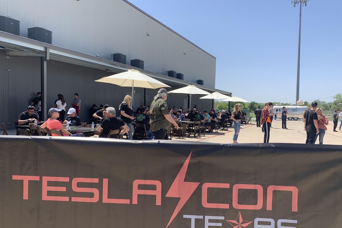Excitement over Giga Texas grand opening continues at Tesla Con