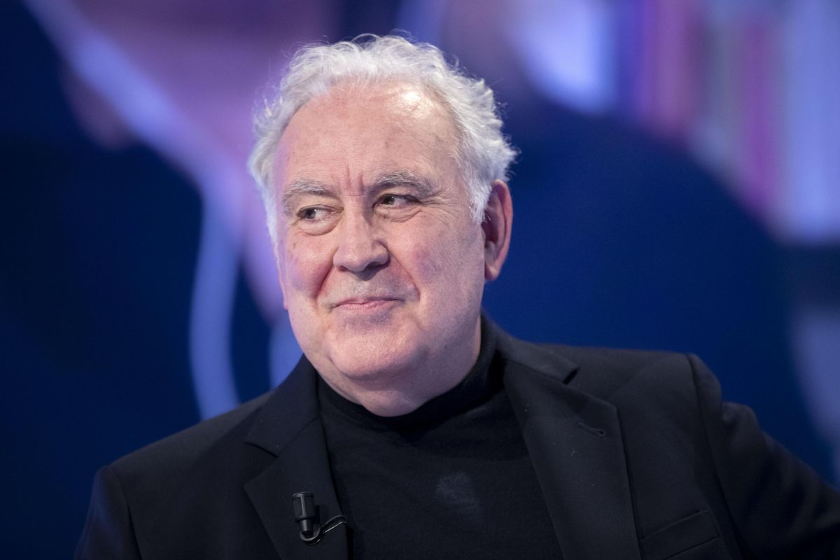 Michele Santoro: «Pd indifferente ai poveri, meglio la destra»